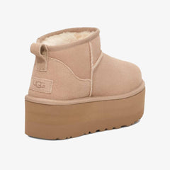 UGG W Classic Ultra Mini Plateforme
