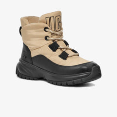 UGG Yose Puffer Dentelle