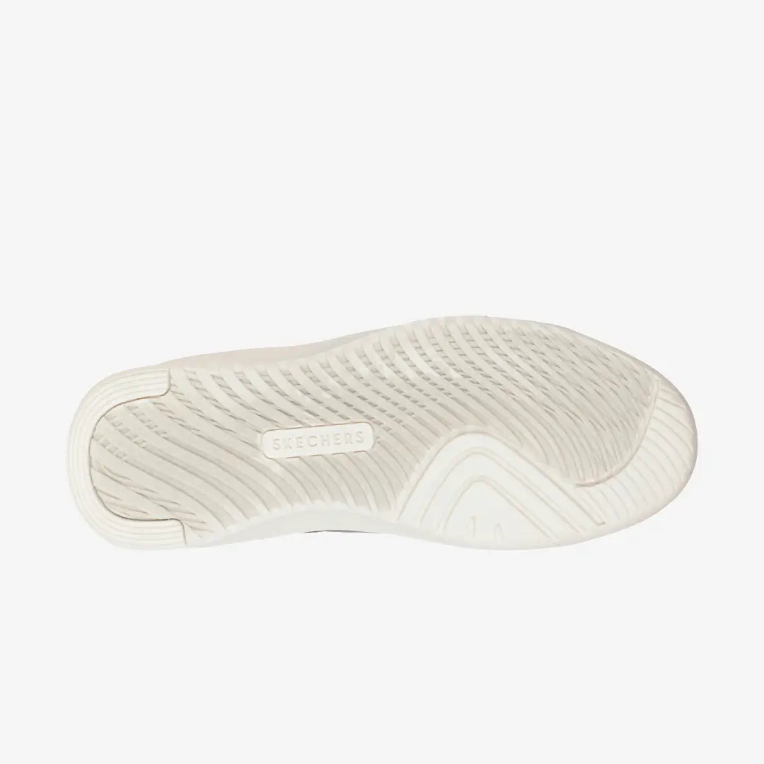 Skechers Court Break
