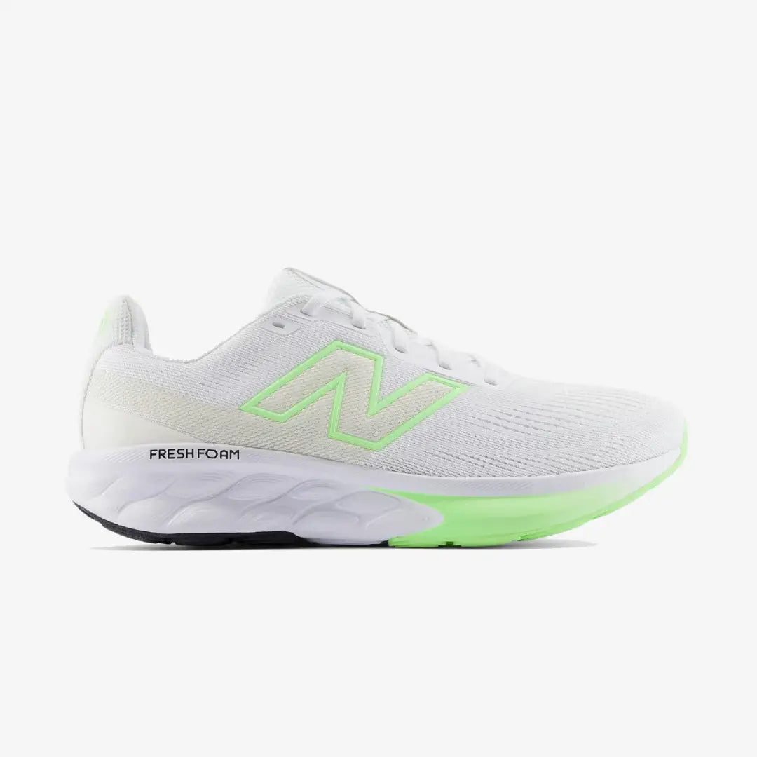 Nuove Balance Fresh Foam 520 V9