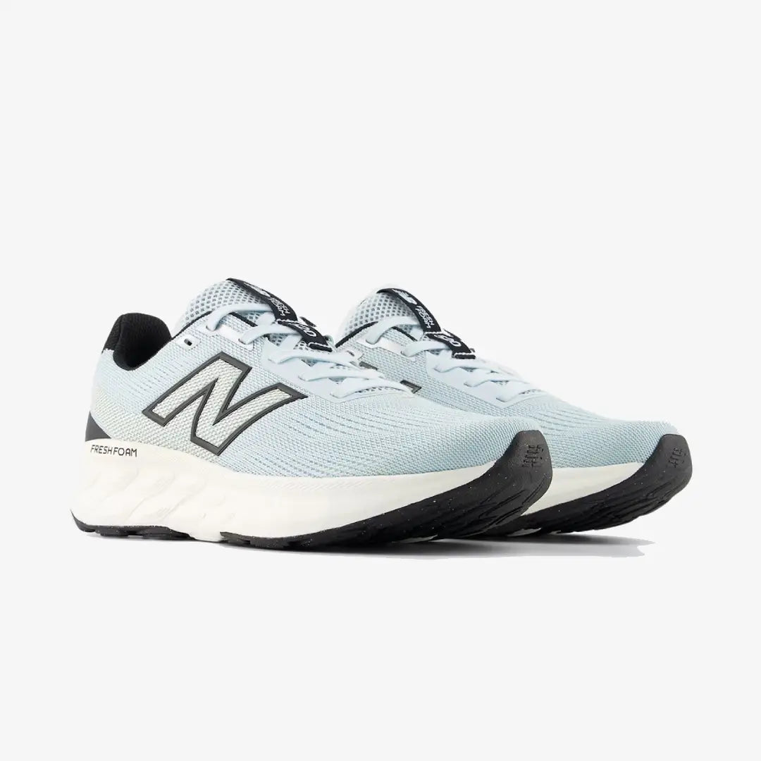 Nuove Balance Fresh Foam 520 V9