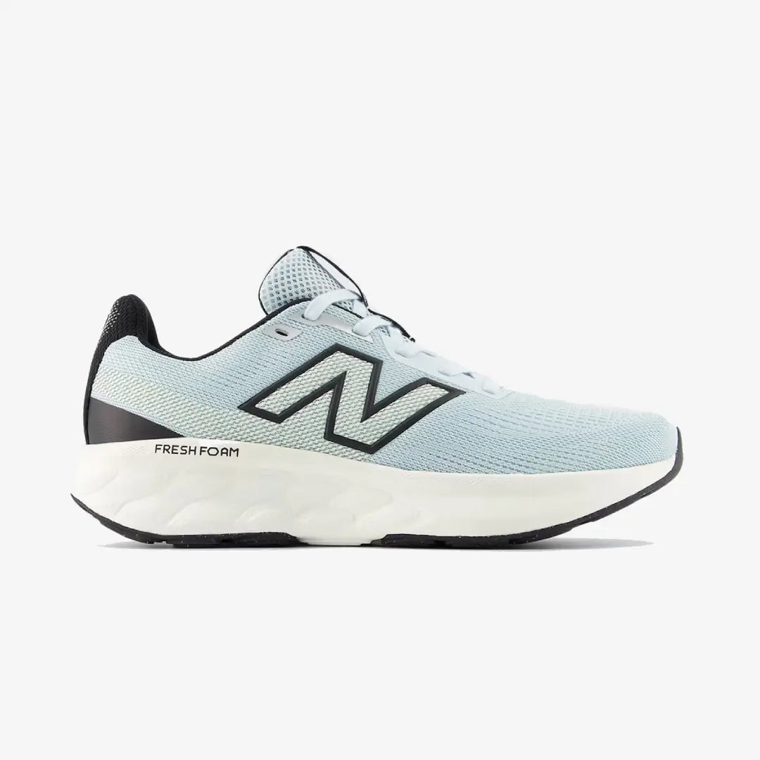 Nuove Balance Fresh Foam 520 V9
